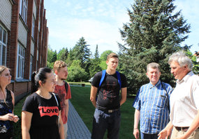 Ekologijos studentai gėrėjosi Žemdirbystės instituto bandymų laukais - 11