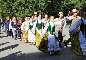 Akcija „Visa Lietuva šoka 2019“ nutrepsėjo ir per LAMMC Žemdirbystės institutą - 16