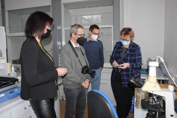 A visit of scientists from Mendel University of the Czech Republic to LAMMC